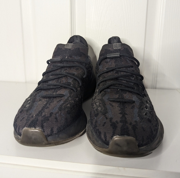 Adidas Yeezy Boost 380 Onyx Non-Reflective FZ1270 Size 11 Sneakers Shoe Men - Picture 2 of 10